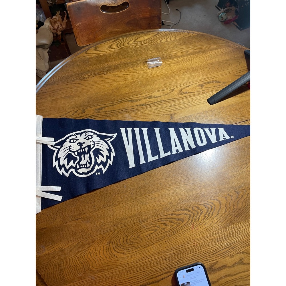 Villanova Wildcats Pennant Navy Blue Felt Collegiate Pacific Made in USA 30 inch